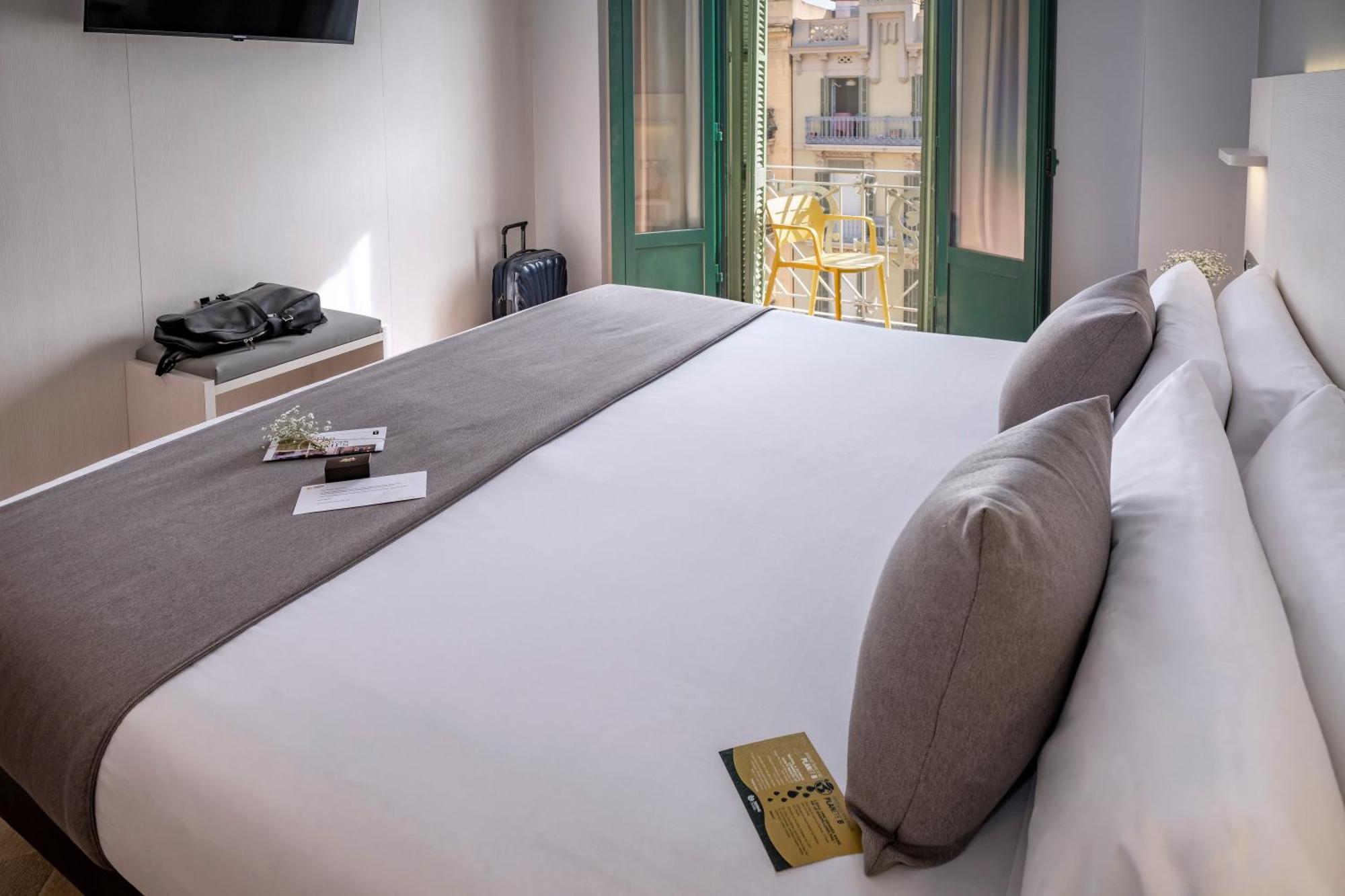 Hotel Serhs Carlit Barcelona Exterior foto