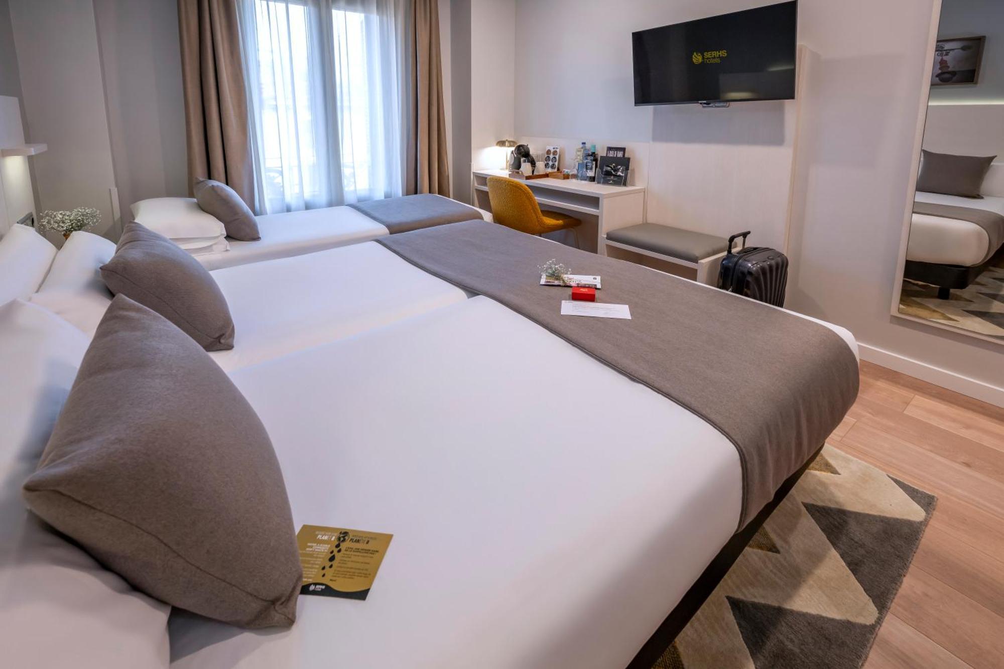 Hotel Serhs Carlit Barcelona Zimmer foto