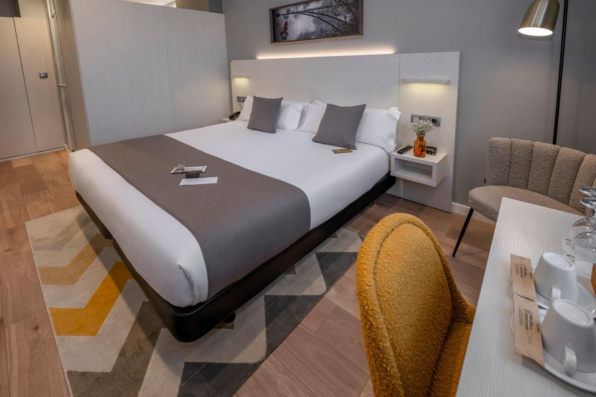 Hotel Serhs Carlit Barcelona Zimmer foto